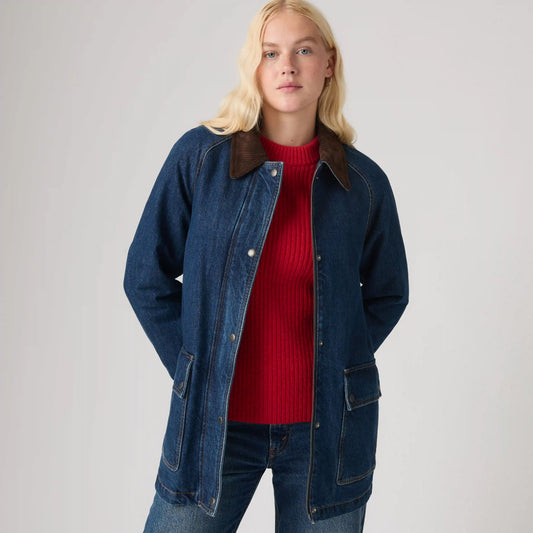 Midweight Barn Jacket With Snap Closure