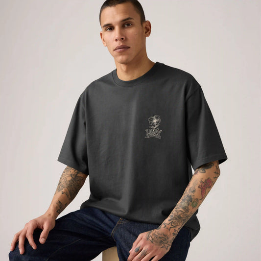 Loose Half-Sleeve Graphic T-Shirt