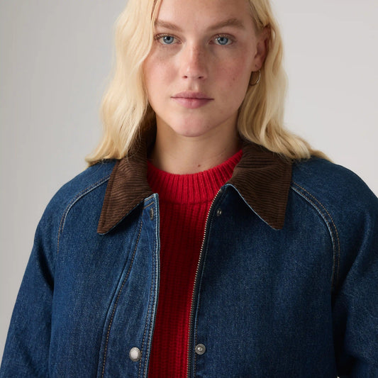 Midweight Barn Jacket With Snap Closure