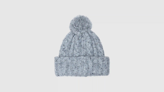 Backpatch Pom Pom Beanie